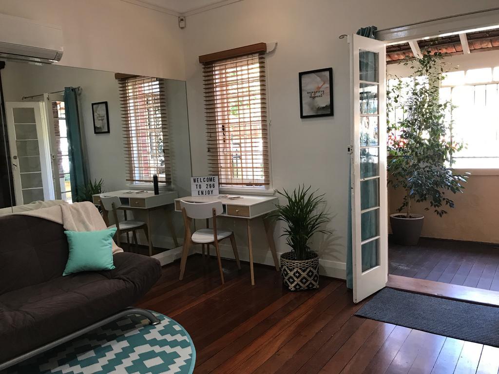 The Churchill Apartment Perth Bagian luar foto